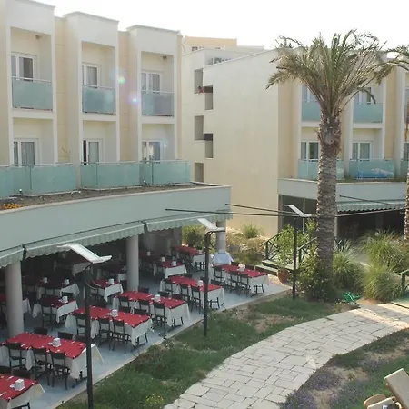 Royal Palm Area 4*
