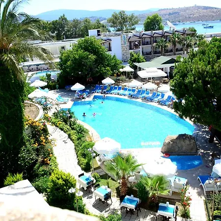 Θέρετρο Royal Palm Area 4*