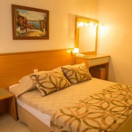 Hotel Royal Palm Area